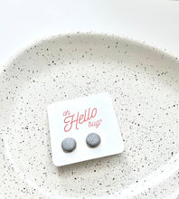 Load image into Gallery viewer, Stud Earrings