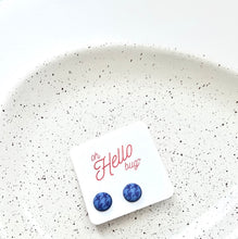Load image into Gallery viewer, Stud Earrings
