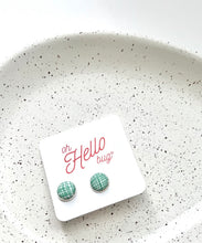 Load image into Gallery viewer, Stud Earrings