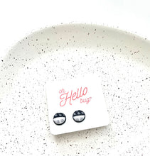 Load image into Gallery viewer, Stud Earrings