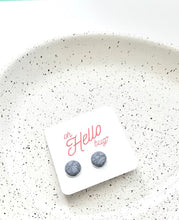 Load image into Gallery viewer, Stud Earrings
