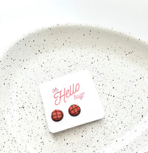 Load image into Gallery viewer, Stud Earrings