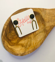 Load image into Gallery viewer, The Danielle Earrings in Gold