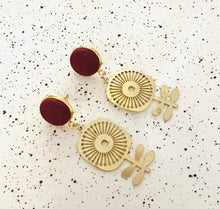 Load image into Gallery viewer, Scandi-Flower Earrings